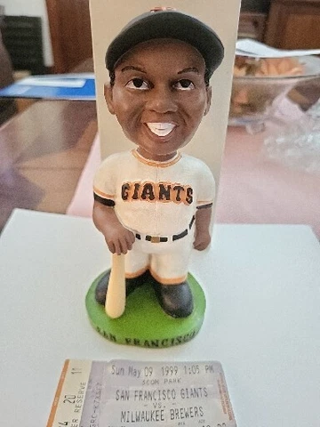 NIB Willie Mays Bobblehead (THE original From 1999) The Chronicle Cover