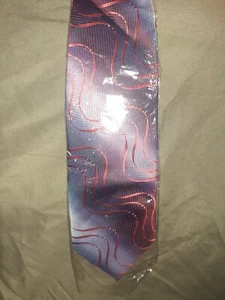 NEW Kai Long Mens Tie Hand Made 100% Silk Purple Red Gradient Wavy Striped USA - Picture 1 of 9
