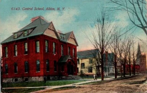 Postal CENTRAL SCHOOL Albion, Nueva York NY c1918 - Imagen 1 de 2