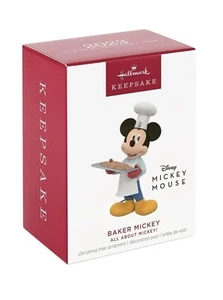 NUOVO 2023 PANETTIERE TUTTO SU TOPOLINO #2 SERIE DISNEY SEGNO DISTINTIVO RICORDO ORNAMENTO - Foto 1 di 6