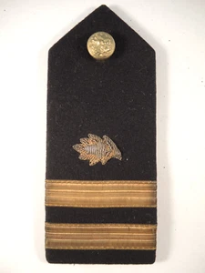 Rare Navy Lt medical doctor's shoulder board WW II with medical sideways - Picture 1 of 2