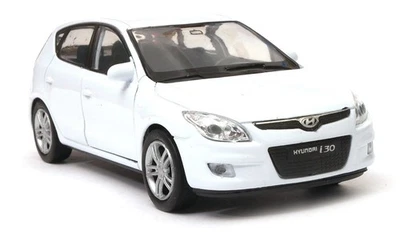Welly 2009 Hyundai i30 White 1:34 1:39 Scales 4.5 Inch Car US IMPORT DUTIES PAID - Image 1 of 4