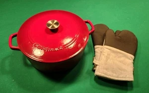 Cuisinart Cast Iron 7-Quart Dutch Oven Cassarole Dish Red W/ Cuisinart Gloves - Picture 1 of 8