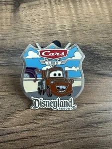 AAA Vacations Disneyland Resorts Pin Pixar Cars Land Mater - Bild 1 von 3