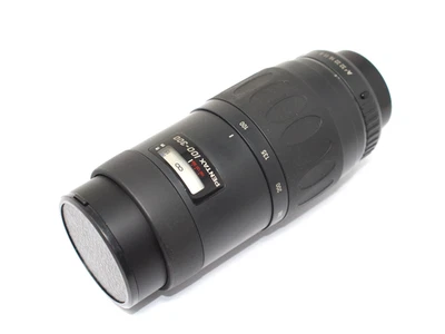 SMC Pentax-F 100-300mm f/4.5-5.6 Autofocus Telephoto Zoom Lens - Image 1 of 4