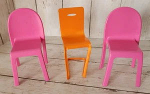 2018 Barbie 3 Story Dreamhouse FHY73 Kitchen Dining Room Chairs - Picture 1 of 6