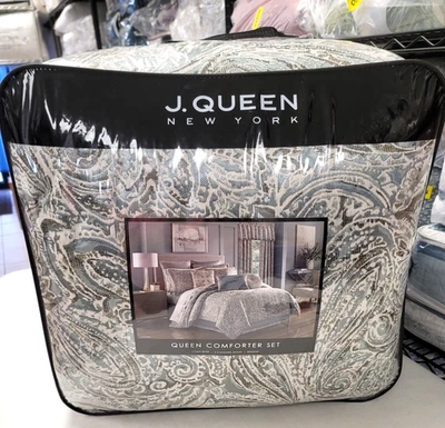 J Queen New York Giovani 4-Pc.Queen Comforter Set Spa - Image 1 of 4