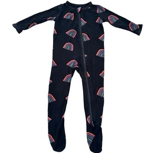 Kyte Baby 6-12 Monate schwarz Clementine Regenbogen Bambus Reißverschluss Einteiler Pyjama - Bild 1 von 4