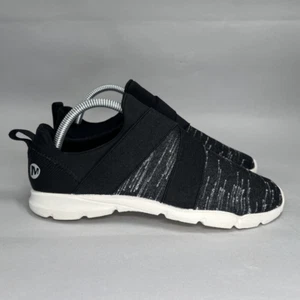 Merrell Flora Day Loop Shoes Women's Size 8 Black Slip On Athletic Sneakers - Picture 1 of 11