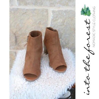 Women's Circus Sam Edelman Kammie Peep Toe Brown Ankle Bootie Boots Size 9.5 EUC - Image 1 of 4