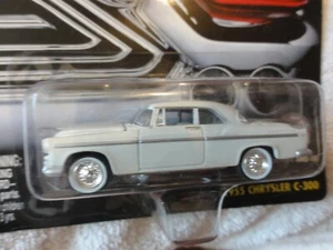 NEW Johnny Lightning American Chrome 1955 Chrysler C-300 - Picture 1 of 2