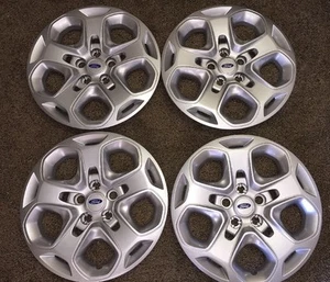 Set Of 4 7052 NEW 2010 2011 2012 Ford Fusion Hubcaps Wheel Covers Free Shipping  - Picture 1 of 3