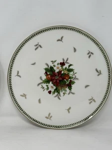 2 Mikasa Holiday Delight Weihnachten Kuchenteller Teller Weihnachtsstern Rarität EUC Stechpalme - Bild 1 von 13