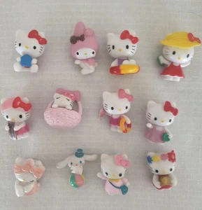  Hello Kitty Sanrio Konvolut 12 Mini Figuren PVC  - Bild 1 von 8