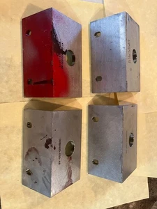 Qty 4 3" X 2 5/8" X 1/4" X 5"-- 304 STAINLESS STEEL ANGLE - Picture 1 of 4