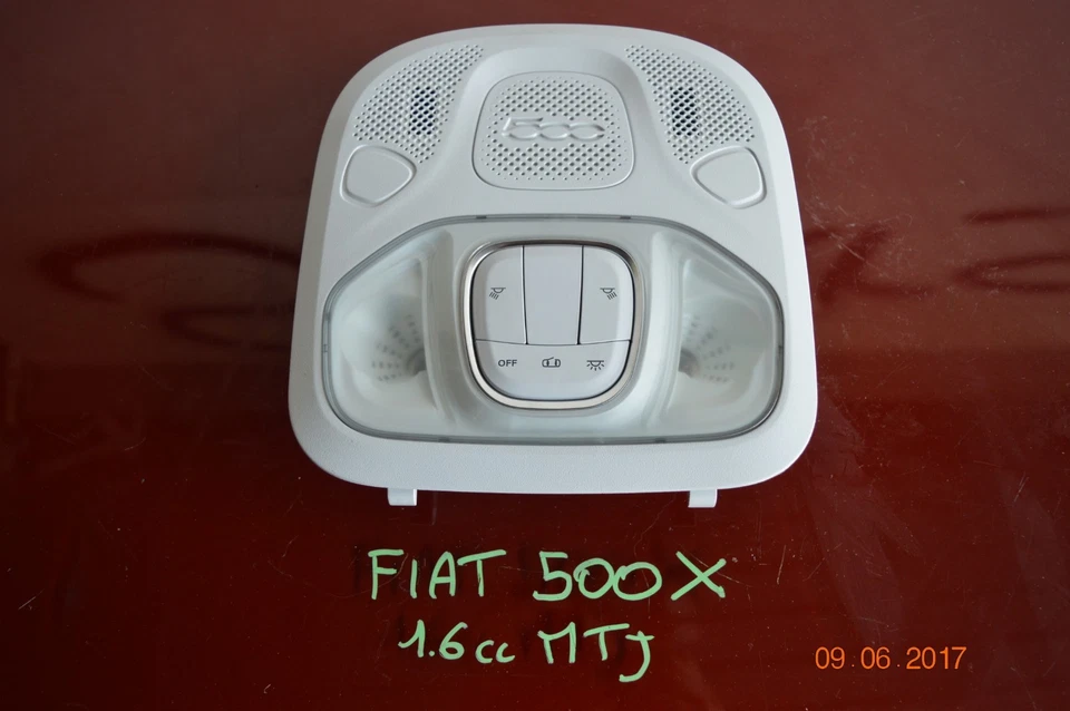 PLAFONIERA LUCE DI CORTESIA INETRNA FIAT 500 X Foto 1 de 1