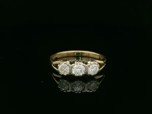 Ring 18 kt Gelbgold & 0,50 kt Diamant 3 Steine - Größe O - Bild 1 von 13