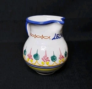 Handgefertigtes Keramik Milchkännchen "Leche" Krug Kanne mit blau, rosa, grün gelb - Bild 1 von 10