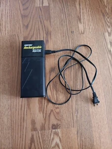 Rayovac Rechargeable Battery Charger 3 In 1 - Picture 1 of 2