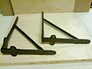 4 Cast Iron Reversible Plain Shelf Brackets - Picture 1 of 3
