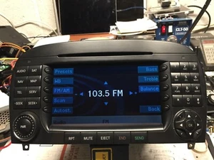 Mercedes Radio SL500 SL55 SL63 Command Comand Head Unit Radio Navigation CD - Bild 1 von 4
