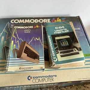 Computadora Commodore 64 en caja original con manuales y cables - Imagen 1 de 15
