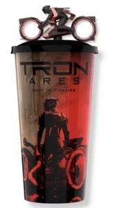 Taza Tron Ares 2025 de los parques de Disney con figura superior exclusiva de Tailandia PREVENTA - Imagen 1 de 1