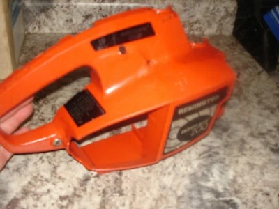 Remington Mighty Mite 200 clutch side cover    chainsaw part bin 468  - Image 1 of 3