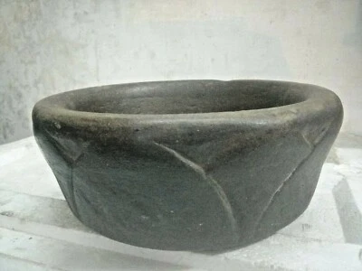 Antiguo cuenco de piedra tallado a mano original de la India rica pátina coleccionable  Foto 1 de 4