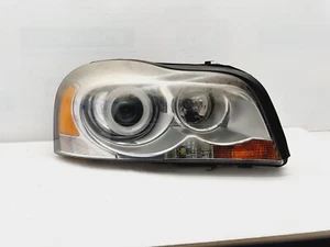 👉FARO FRONTAL / DELANTERO DERECHO XENON VOLVO XC90 31217048 / 89901785 2010 - Imagen 1 de 16