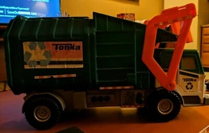2011 Tonka Garbage Waste Department Green Recycling Collection BIG Truck - Picture 1 of 6