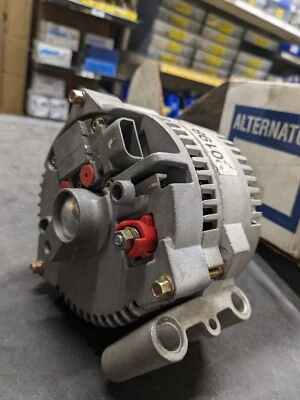 Alternador primario superior 7,3 L - VIN F octavo dígito | Se adapta a Ford F250 F350 2002-2003 Foto 1 de 2