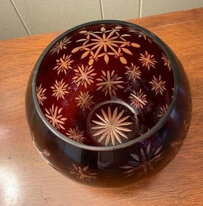 Böhmische Kristall Rubinrot Schliff Klar Vase Rose Schale Sterne Schneeflocken 5,5" - Bild 1 von 3