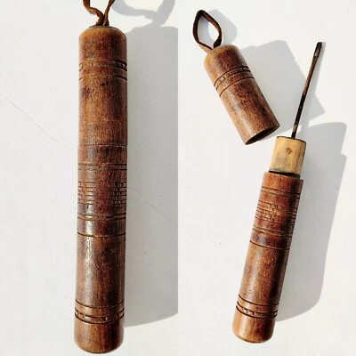 Antiguo Marineros Marítimos Arte Popular Madera Tallada Estuche de Agujas Kit de Costura Herramienta Foto 1 de 4