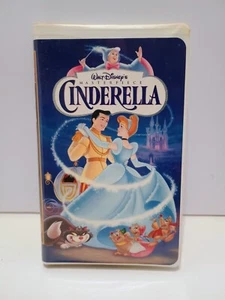 Walt Disney's Cinderella 1995 Masterpiece Collection VHS 5265 - Picture 1 of 3