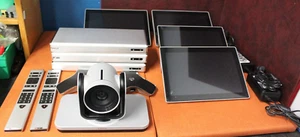 Set Polycom Videokonferenzsysteme Gruppe 500, Touch Control, Mikrofon & Kamera - Bild 1 von 6