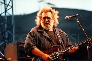 Jerry Garcia - Grateful Dead 16 x 20 inch Photo / Poster - Live Concert 1991 - Picture 1 of 1