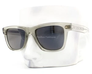 Oliver Peoples Oliver Sonnenbrille OV5393SU Crystal Gray Breath Logo mit Etui - Bild 1 von 10