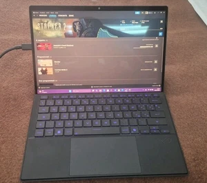 asus rog flow z13 2025 - amd ryzen ai max 390 - 32gb ram - 2k display 180hz. - Foto 1 di 1