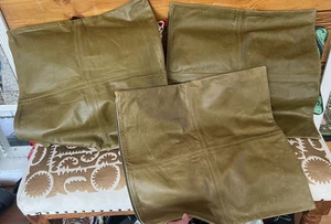 1 Pottery Barn Leder Dekokissen Scuffed Salbeigrün zusammengesetzt Neu ohne Etikett 17,5 Zoll - Bild 1 von 4
