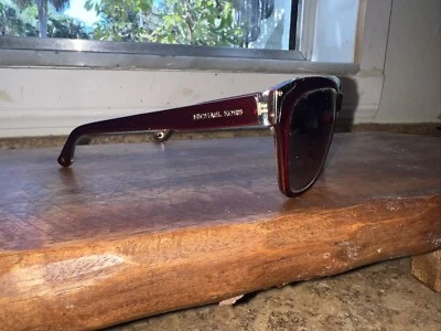 Michael Kors MADELINE MKS826 604 BORGOÑA 58-16-130 HECHO EN ITALIA 6405 Foto 1 de 4