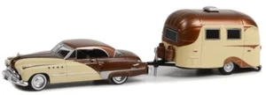 BUICK Roadmaster with Airstream - 1949 - cream / brown - Greenlight 1:64 - Picture 1 of 6