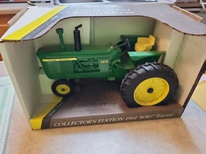 Ertl John Deere Collector's Edition 1961 "4010" gas tractor 1/16 Scale U.S.A. - Picture 1 of 7
