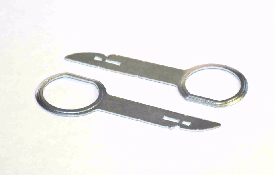 Teclas de remoção de rádio Mercedes Benz Porsche Ferrari Sprinter Becker EURO 1184.989 - Imagem 1 de 1