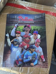 Anuario Oficial Philadelphia Phillies 2025 NUEVO - Imagen 1 de 1