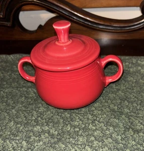 Fiestaware Scarlet Red Sugar Bowl Fiesta Replacement (Lid Damaged) - Picture 1 of 4