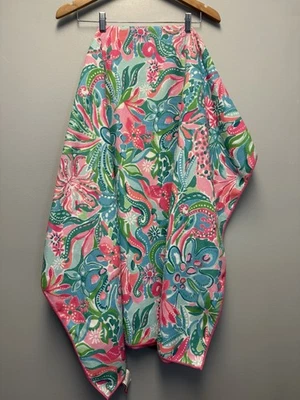 Lilly Pulitzer Beach Towel Golden Hour Tropical Microfiber Lounge Swim 40" x 72" - Image 1 of 3