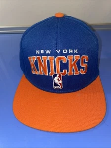 New york knicks Adidas snapback hat. a318 - Picture 1 of 5