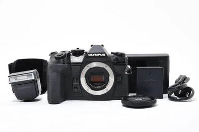 Olympus OM-D E-M1 Mark II Cuerpo Negro Set Funcionando Foto 1 de 4