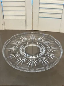 Vintage Royal Limited Tulip Cake Plate 24% Full Lead Crystal Czech Republic - Picture 1 of 3